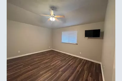 2524 Bill Moses Parkway, Farmers Branch, TX 75234 - Photo 14