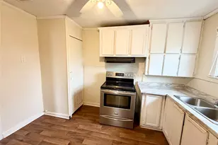 1140 Faulkner Ln, Waco, TX 76704 - Photo 8