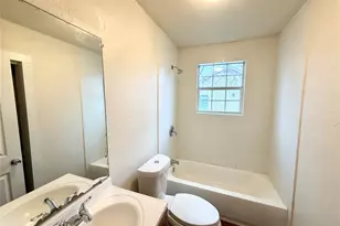 1140 Faulkner Ln, Waco, TX 76704 - Photo 12