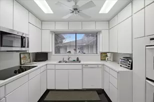 2001 Deepdale Dr, Westover Hills, TX 76107 - Photo 10