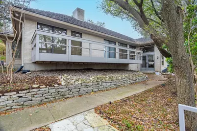 2001 Deepdale Drive, Westover Hills, TX 76107 - Photo 4