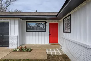 713 Sun Valley Dr, Denton, TX 76209 - Photo 2