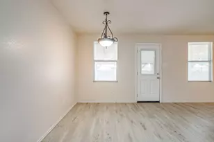 1313 Lauren Dr, Burleson, TX 76028 - Photo 18