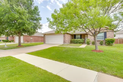 1313 Lauren Drive, Burleson, TX 76028 - Photo 2