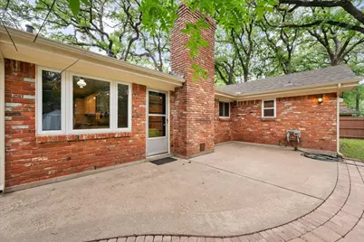 3008 Woodford Drive, Arlington, TX 76013 - Photo 16