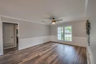 301 Cherry St, Weatherford, TX 76086 - Photo 2