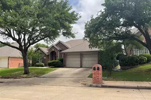 3632 Stone Creek Ln S, Fort Worth, TX 76137 - Photo 2