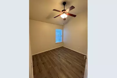 2805 Hawthorne Lane, McKinney, TX 75071 - Photo 8