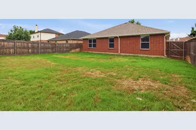 2051 Sunny Side Drive, Little Elm, TX 75068 - Photo 38