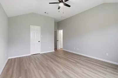 2051 Sunny Side Drive, Little Elm, TX 75068 - Photo 32