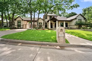 2500 Woodbridge Trail, Mansfield, TX 76063 - Photo 2