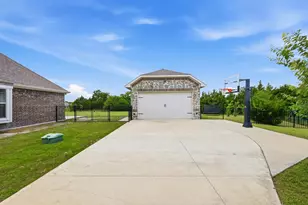 5201 Ruger Ln, McKinney, TX 75071 - Photo 4