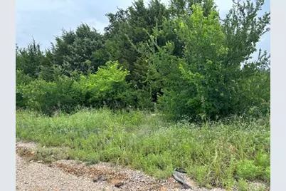 7 Nelson Street, Grand Prairie, TX 75050 - Photo 1