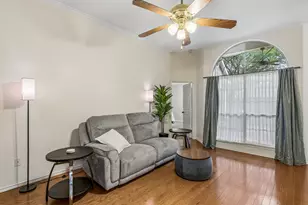 2205 Kittyhawk Dr, Plano, TX 75025 - Photo 2