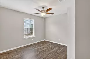 505 Heritage Trl, Burleson, TX 76028 - Photo 16
