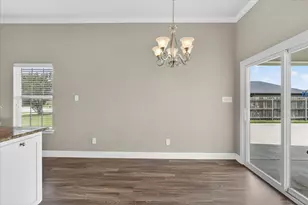 505 Heritage Trl, Burleson, TX 76028 - Photo 10