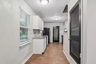 6324 Scotsdale Drive, Forest Hill, TX 76119 - Photo 10