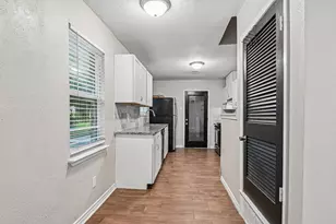 6324 Scotsdale Dr, Forest Hill, TX 76119 - Photo 10
