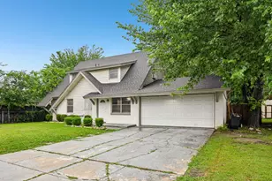 6324 Scotsdale Dr, Forest Hill, TX 76119 - Photo 4