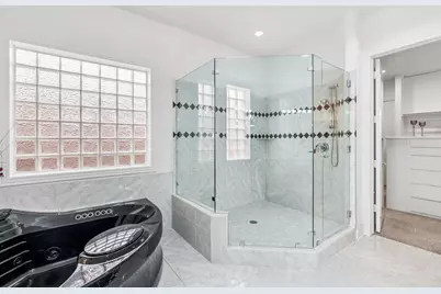 18736 Wainsborough Lane, Dallas, TX 75287 - Photo 24