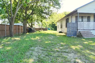 504 Edward St, Quinlan, TX 75474 - Photo 26
