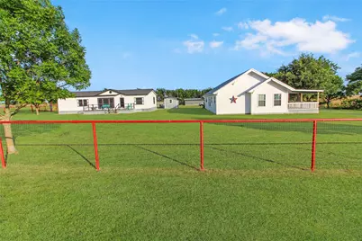 455 Hughes Cemetery Road, Italy, TX 76651 - Photo 2