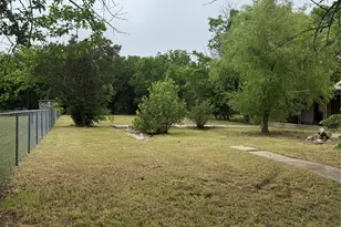 710 N Mason St, Bowie, TX 76230 - Photo 1