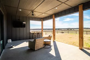 375 Wolf Front Rd, Van Alstyne, TX 75495 - Photo 10
