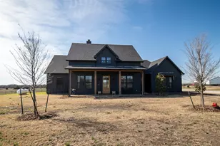 375 Wolf Front Rd, Van Alstyne, TX 75495 - Photo 2