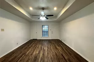 833 White Rock St, Saginaw, TX 76179 - Photo 4