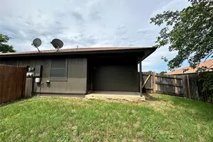 833 White Rock St, Saginaw, TX 76179 - Photo 16