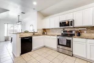 308 Long Prairie Dr, Forney, TX 75126 - Photo 6