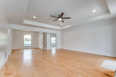 1323 Lark Lane, Lewisville, TX 75077 - Photo 6