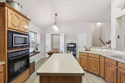 327 Montana Trail, Murphy, TX 75094 - Photo 2