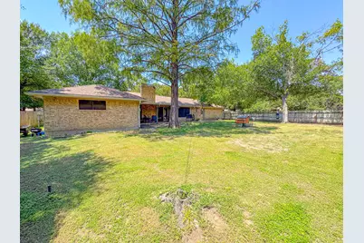 2809 Lafayette Street, Corsicana, TX 75110 - Photo 30