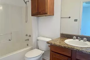 211 Anchor Ln, Gun Barrel City, TX 75156 - Photo 6