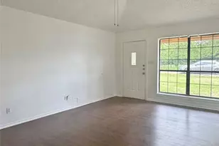 211 Anchor Ln, Gun Barrel City, TX 75156 - Photo 2
