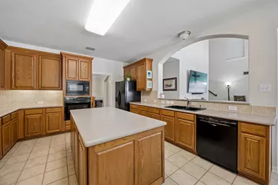 8010 Kings Court, Rowlett, TX 75089 - Photo 12