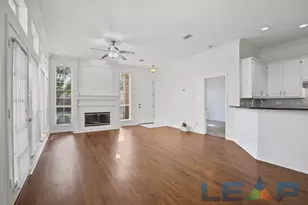 8704 Moss Hill Rd, Irving, TX 75063 - Photo 4