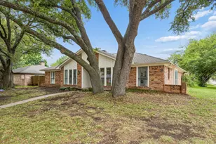 1709 Columbia Dr, Richardson, TX 75081 - Photo 2