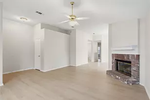 9307 Crimnson Ct, Dallas, TX 75217 - Photo 6