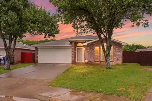 9307 Crimnson Ct, Dallas, TX 75217 - Photo 1