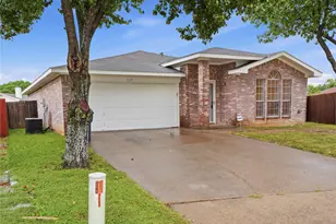 9307 Crimnson Ct, Dallas, TX 75217 - Photo 24