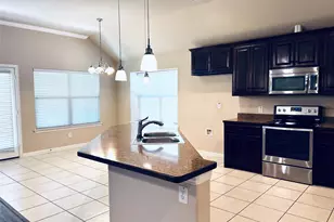 217 Creekwood Dr, Princeton, TX 75407 - Photo 4