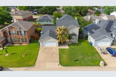 4024 Busch Gardens Drive, Fort Worth, TX 76123 - Photo 4