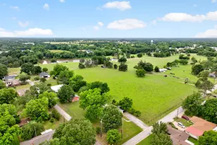 610 Crooked Creek Rd, Edgewood, TX 75117 - Photo 32