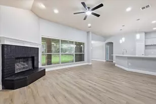 2616 Hollow Ridge Dr, Denton, TX 76210 - Photo 10