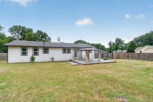221 Second St, Wilmer, TX 75172 - Photo 26