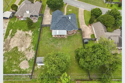 856 Tahoe Trail Drive, Hewitt, TX 76643 - Photo 32