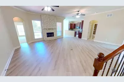 4504 Woodcrest Lane, Mansfield, TX 76063 - Photo 6